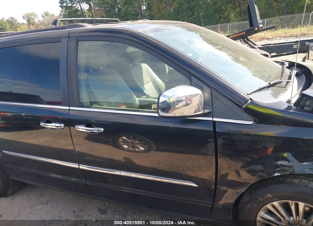 2015 CHRYSLER TOWN & COUNTRY TOURING-L VIN: 2C4RC1CG3FR525369