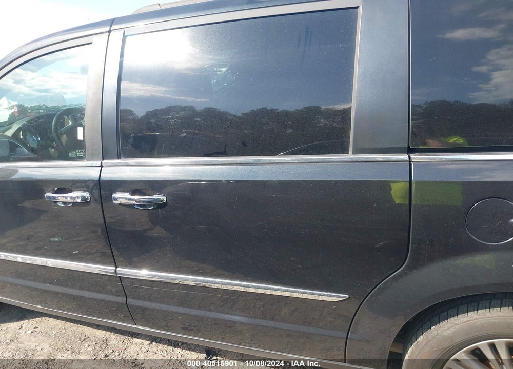 2015 CHRYSLER TOWN & COUNTRY TOURING-L VIN: 2C4RC1CG3FR525369