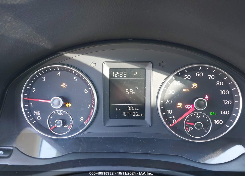 2010 VOLKSWAGEN JETTA SE VIN: 3VWRX7AJ0AM053988