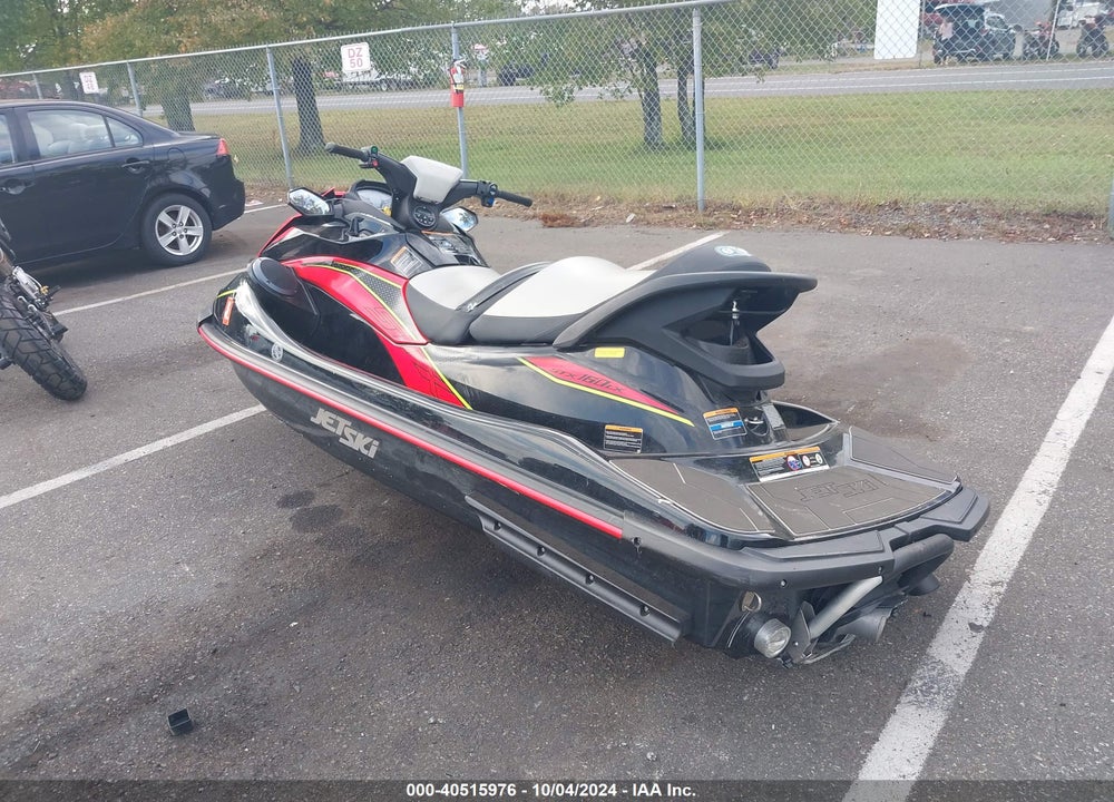 2024 KAWASAKI JET SKI STX VIN: KAW40038F32400000
