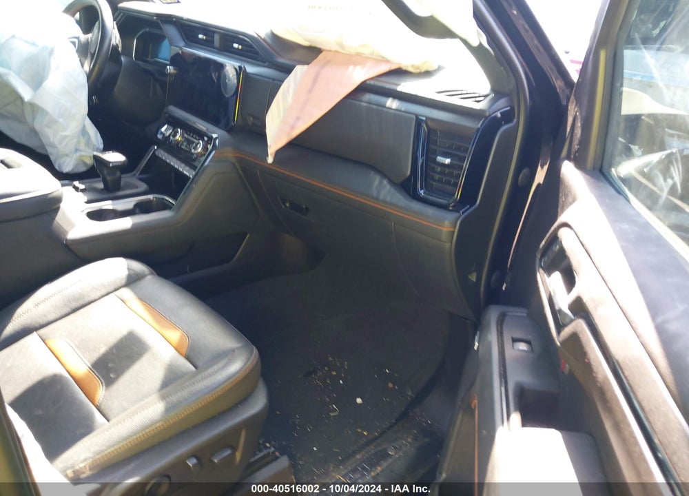 2022 GMC SIERRA 1500 4WD SHORT BOX AT4 VIN: 3GTUUEET8NG562205