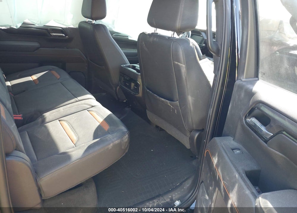 2022 GMC SIERRA 1500 4WD SHORT BOX AT4 VIN: 3GTUUEET8NG562205