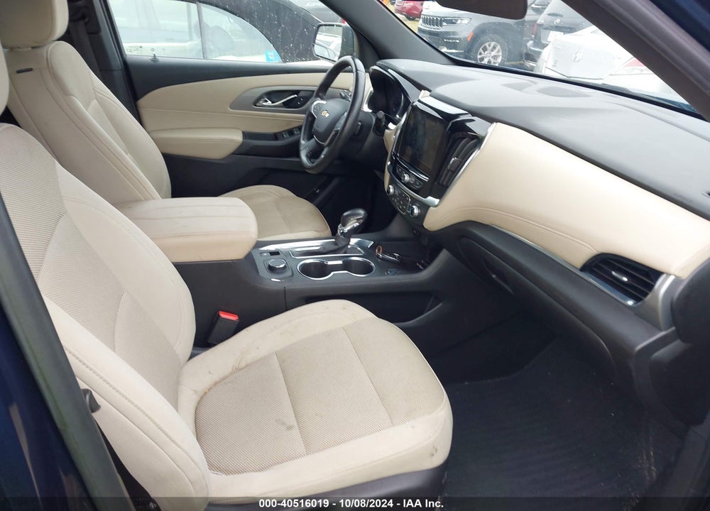2022 CHEVROLET TRAVERSE FWD LT CLOTH VIN: 1GNERGKW3NJ125833