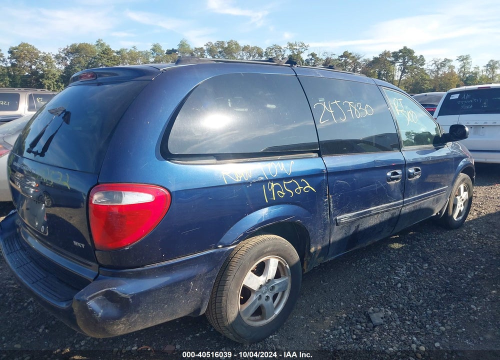 2005 DODGE GRAND CARAVAN SXT VIN: 2D4GP44L05R311756
