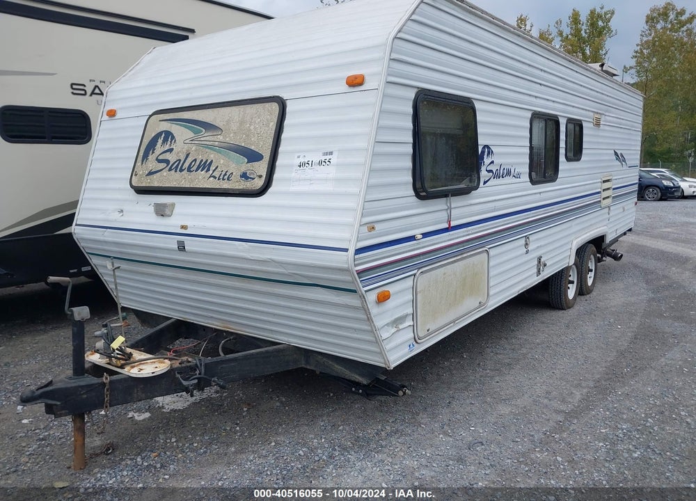 2000 SALEM EW4740 VIN: 4X4TSLZ24YR190660