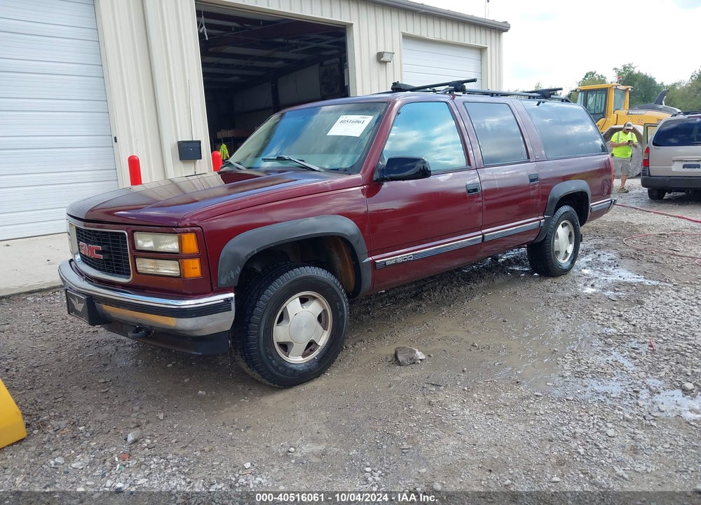 1999 GMC SUBURBAN 1500 SL VIN: 3GKFK16R4XG526738