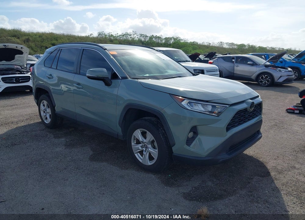 2019 TOYOTA RAV4 XLE VIN: 2T3W1RFVXKW053690