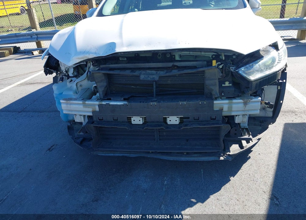 2015 FORD FUSION SE VIN: 3FA6P0H9XFR200844