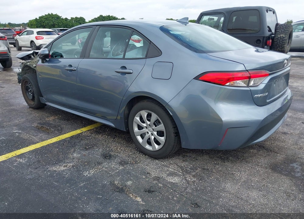 2022 TOYOTA COROLLA LE VIN: 5YFEPMAE7NP310470