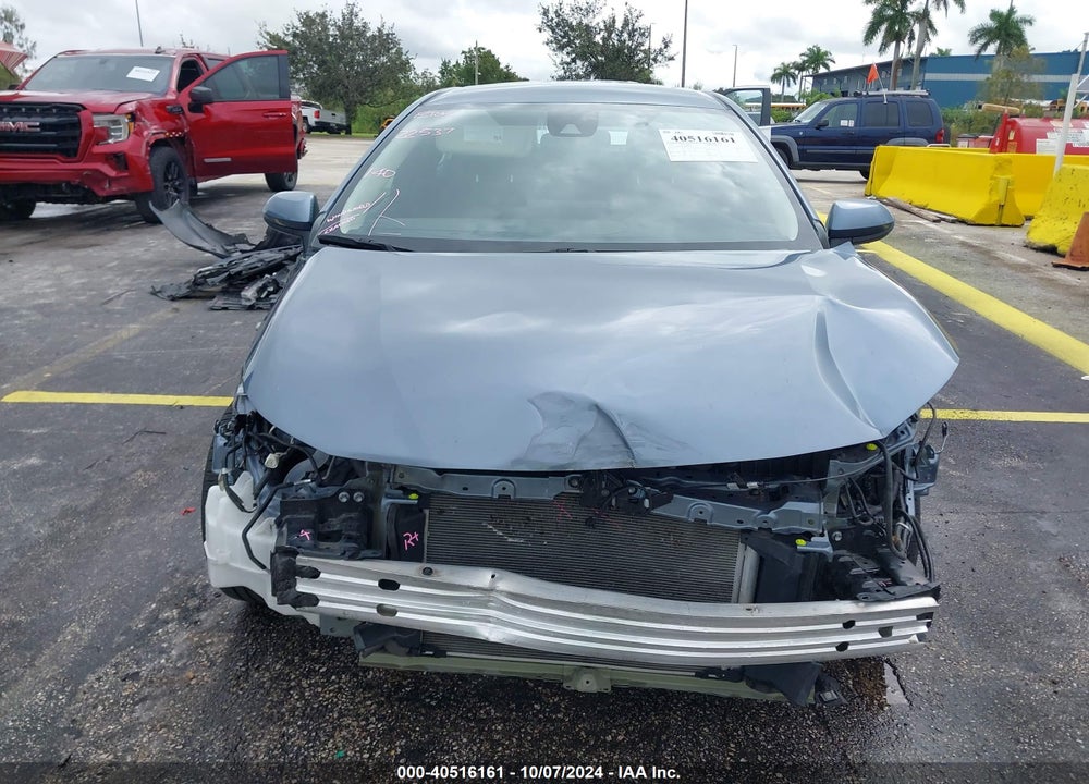 2022 TOYOTA COROLLA LE VIN: 5YFEPMAE7NP310470