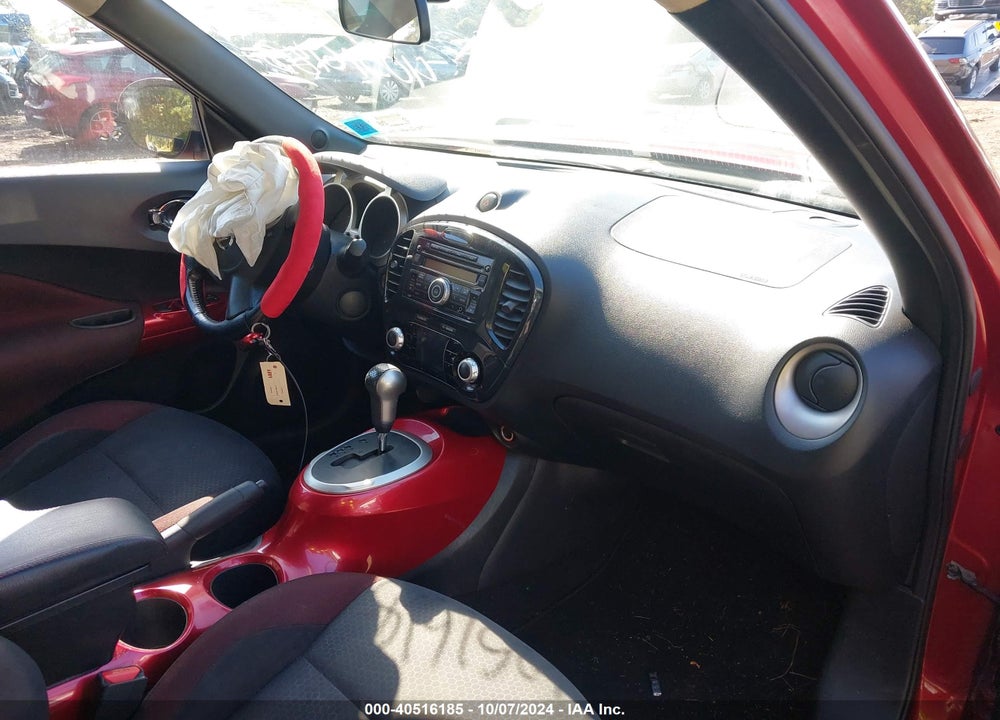 2011 NISSAN JUKE SV VIN: JN8AF5MV0BT016615