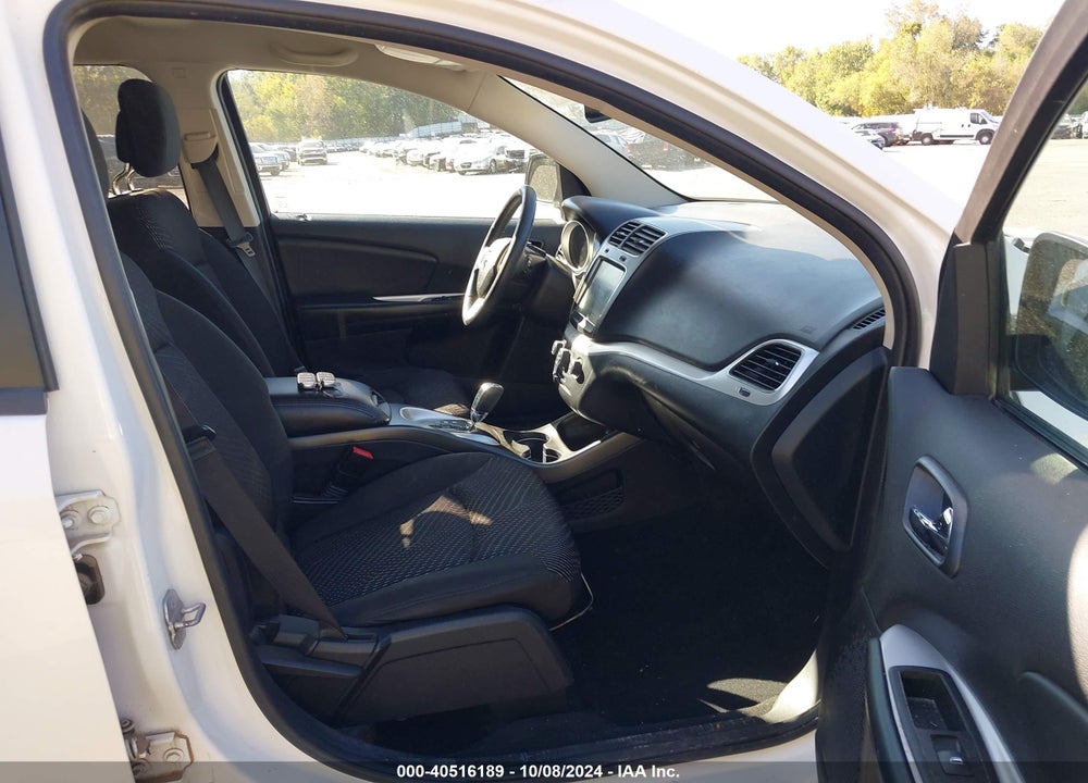 2014 DODGE JOURNEY SXT VIN: 3C4PDDBG5ET282215
