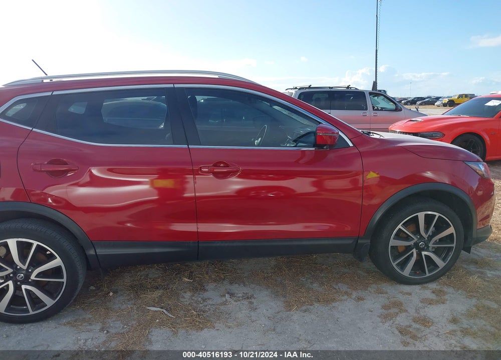 2018 NISSAN ROGUE SPORT SL VIN: JN1BJ1CP6JW192420