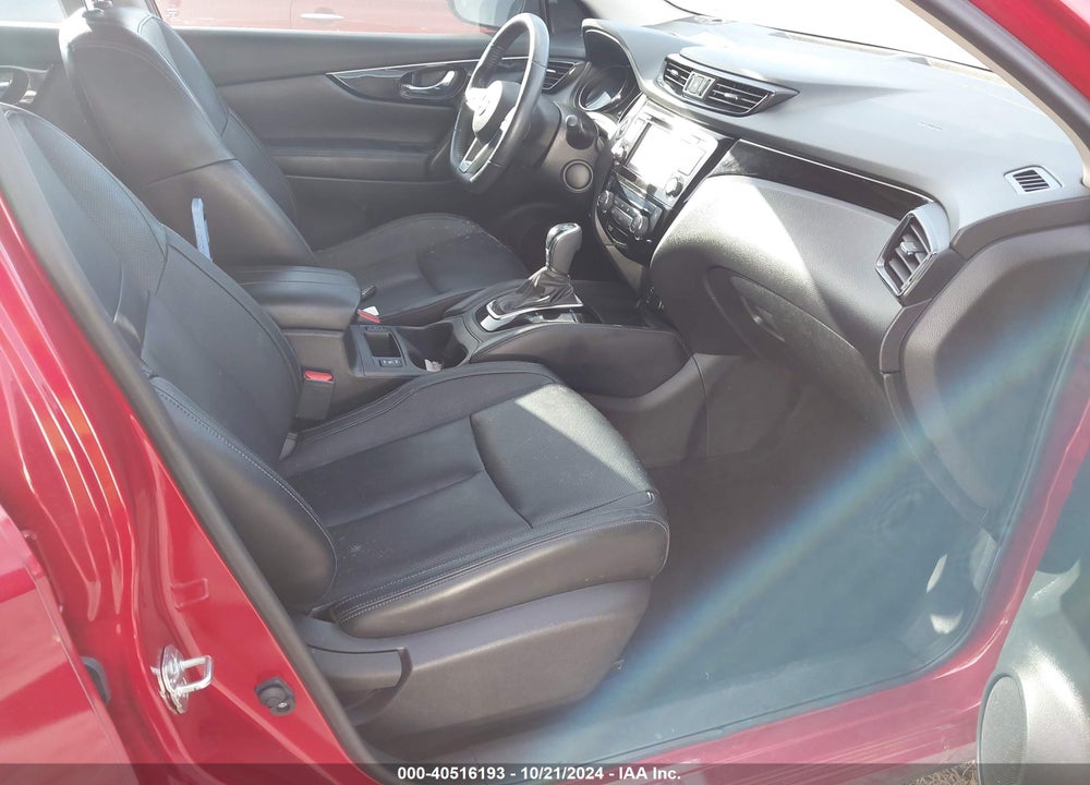 2018 NISSAN ROGUE SPORT SL VIN: JN1BJ1CP6JW192420