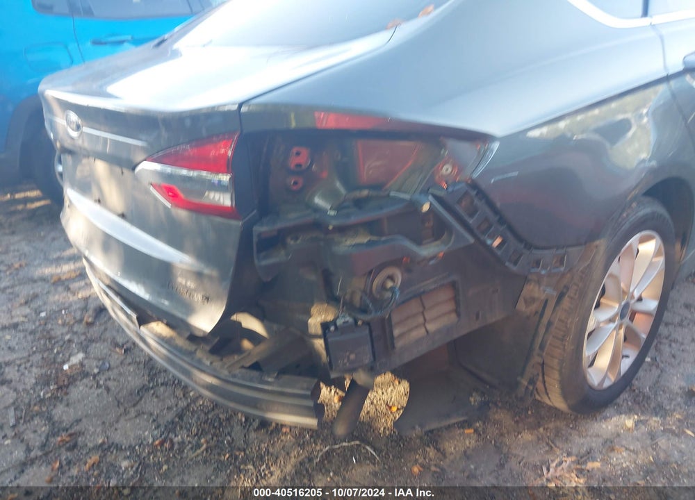 2019 FORD FUSION HYBRID SE VIN: 3FA6P0LU9KR205930