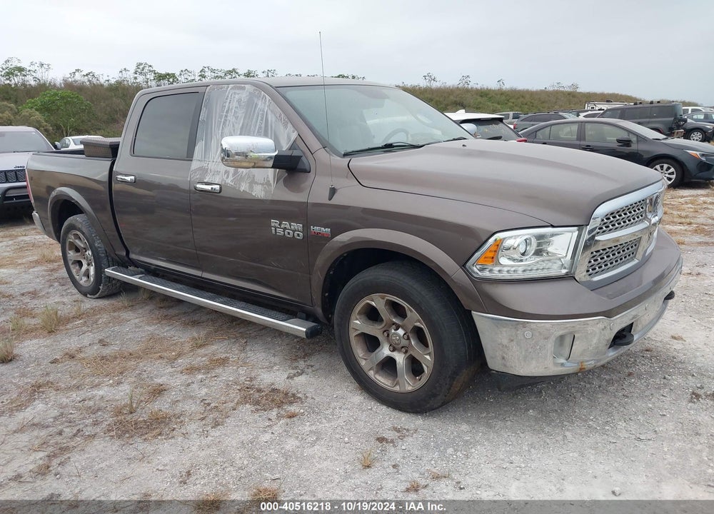 2018 RAM 1500 LAIE  4X4 5'7 BOX VIN: 1C6RR7NT1JS276256