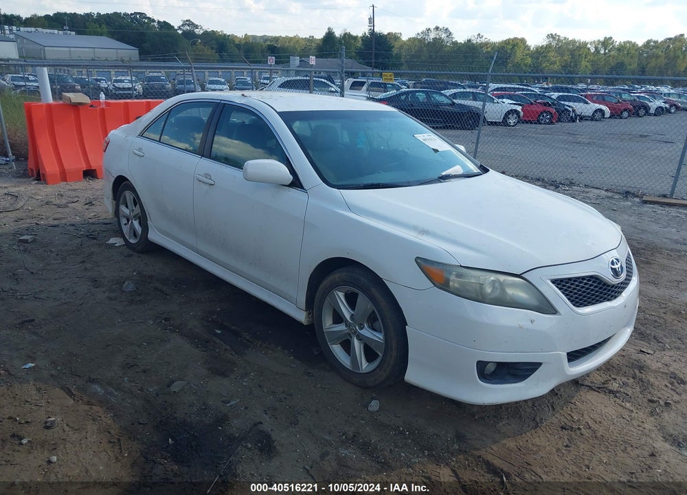 2011 TOYOTA CAMRY SE VIN: 4T1BF3EK0BU739119