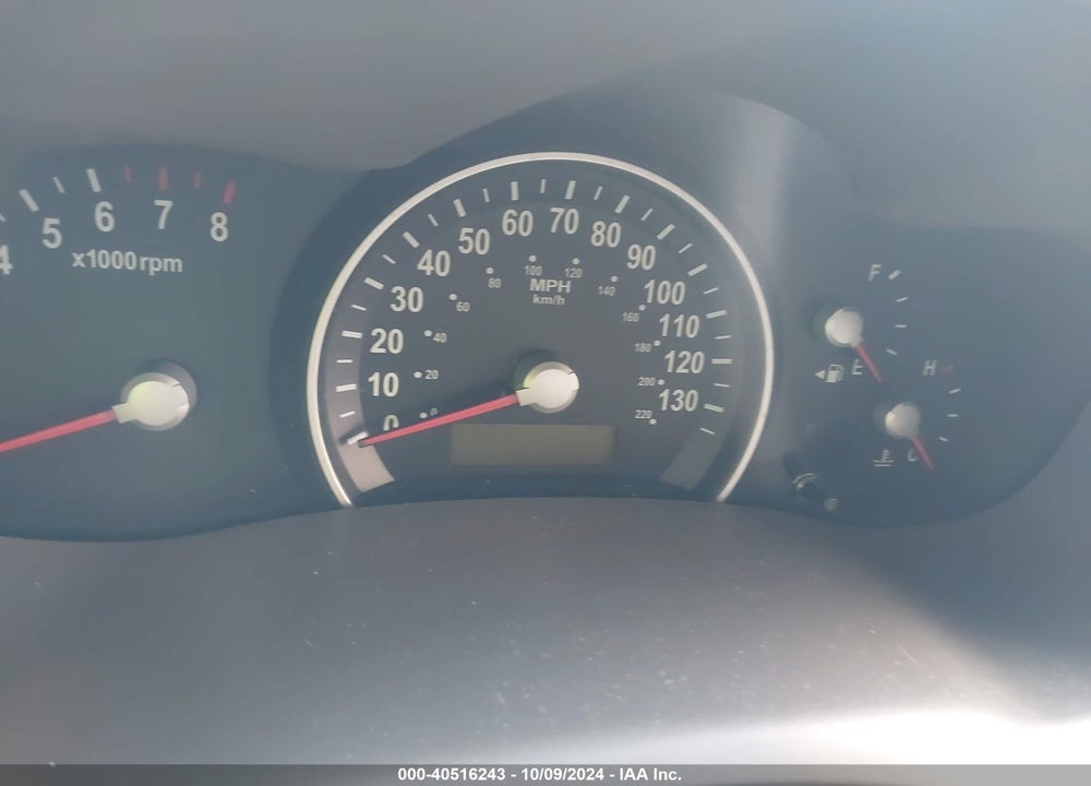 2006 KIA SEDONA EX/LX VIN: KNDMB233366073821
