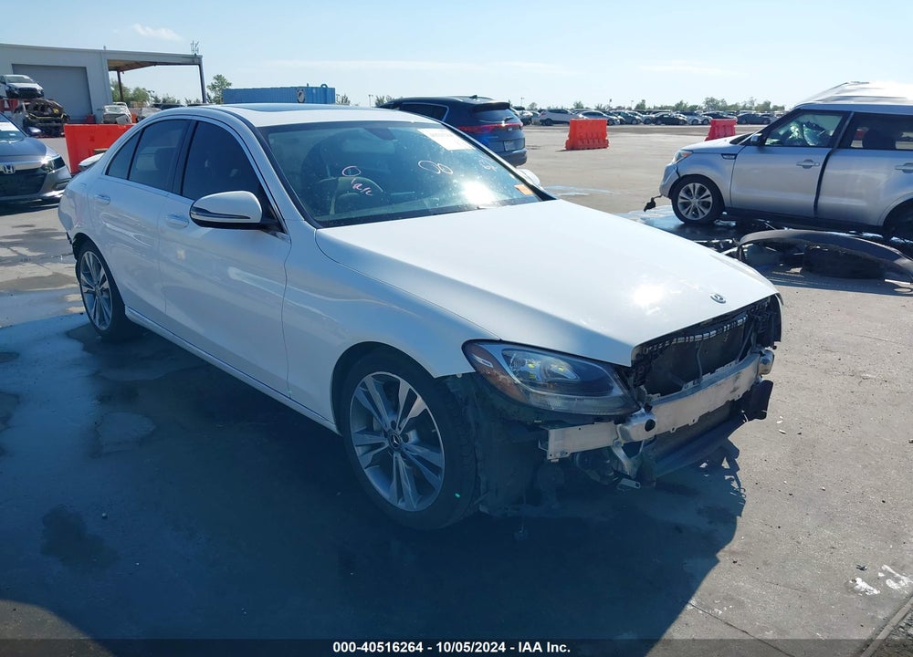 2018 MERCEDES-BENZ C 300 VIN: 55SWF4JB9JU241248