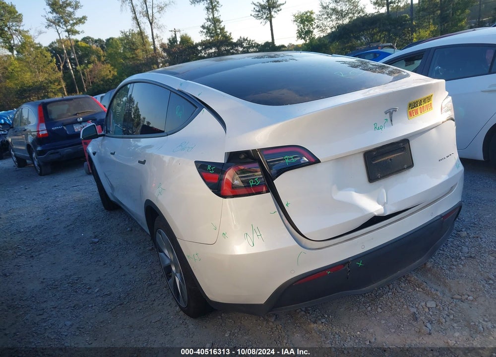 2021 TESLA MODEL Y LONG RANGE DUAL MOTOR ALL-WHEEL DRIVE VIN: 5YJYGAEE0MF188311