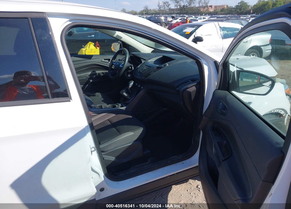 2015 FORD ESCAPE S VIN: 1FMCU0F74FUC81416