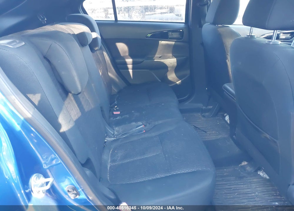 2018 MITSUBISHI ECLIPSE CROSS LE VIN: JA4AT4AA2JZ043935