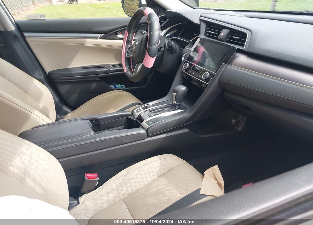2018 HONDA CIVIC EX-L VIN: JHMFC1F70JX033793