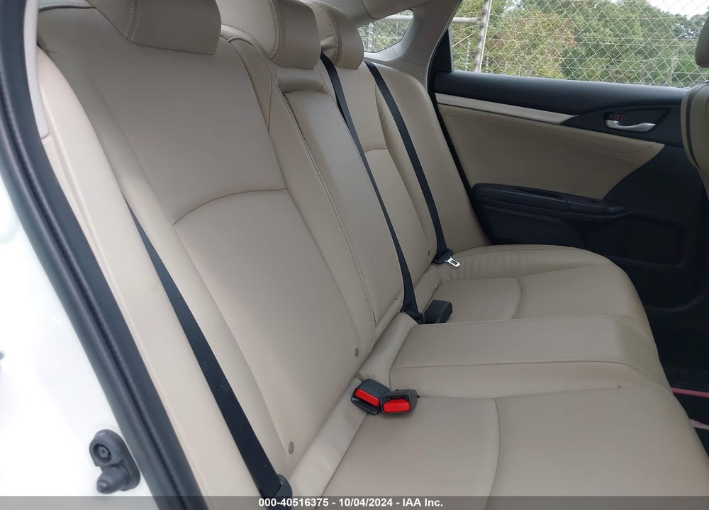 2018 HONDA CIVIC EX-L VIN: JHMFC1F70JX033793