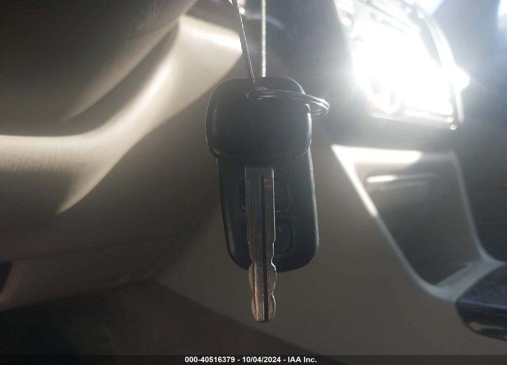 1998 TOYOTA AVALON XLS VIN: 4T1BF18B2WU261551