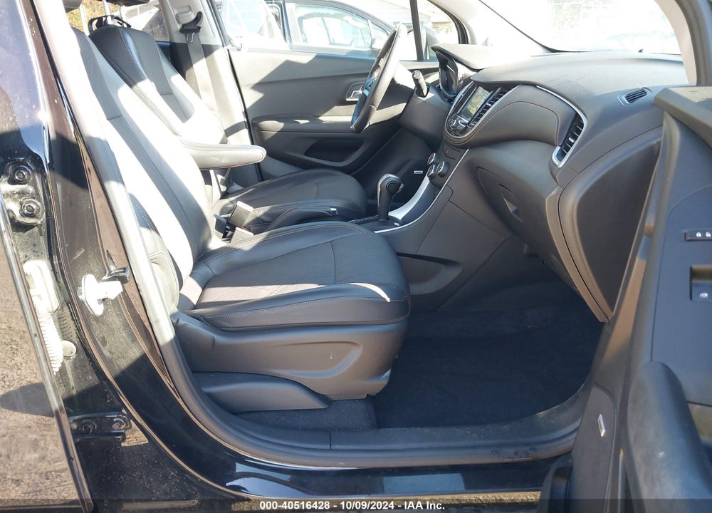 2020 CHEVROLET TRAX AWD LT VIN: KL7CJPSB7LB078945