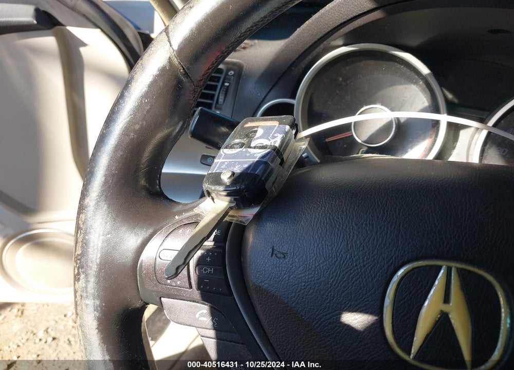 2010 ACURA TL 3.5 VIN: 19UUA8F22AA010807