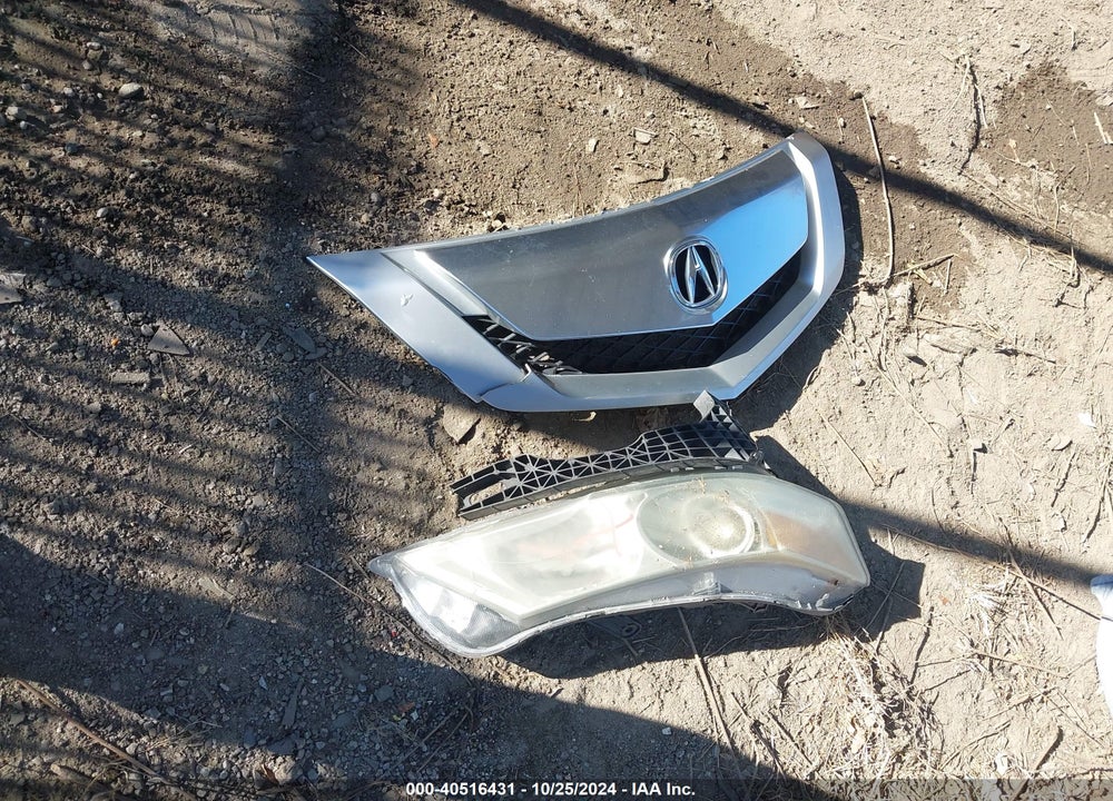 2010 ACURA TL 3.5 VIN: 19UUA8F22AA010807