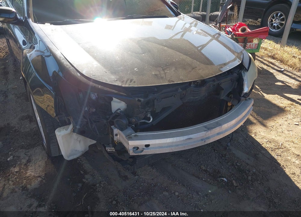 2010 ACURA TL 3.5 VIN: 19UUA8F22AA010807