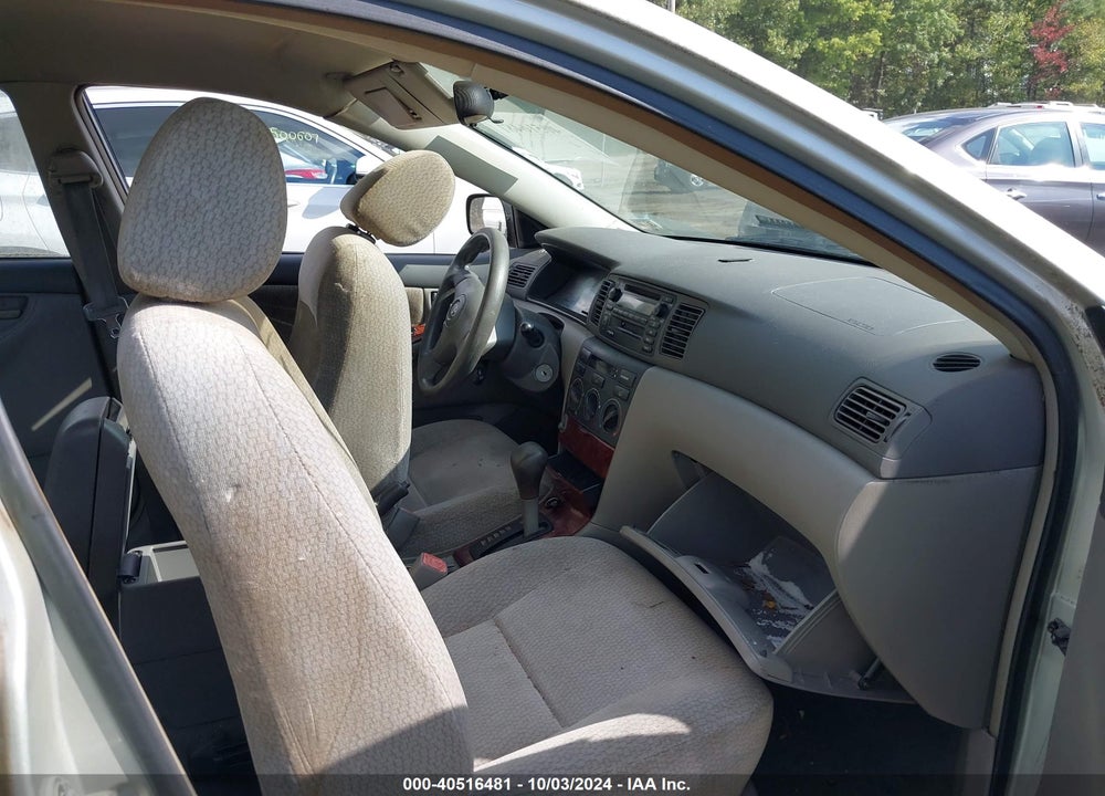 2004 TOYOTA COROLLA LE VIN: 2T1BR38E14C218881