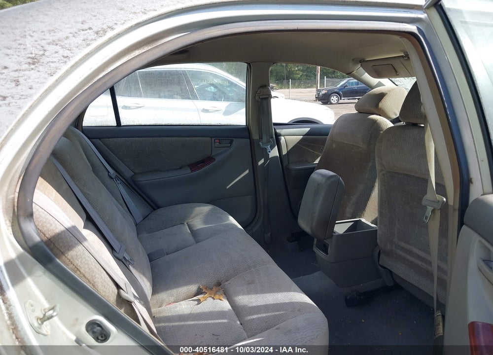2004 TOYOTA COROLLA LE VIN: 2T1BR38E14C218881