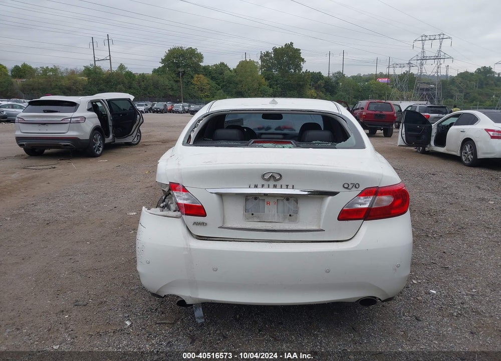2014 INFINITI Q70 3.7X VIN: JN1BY1AR2EM320489