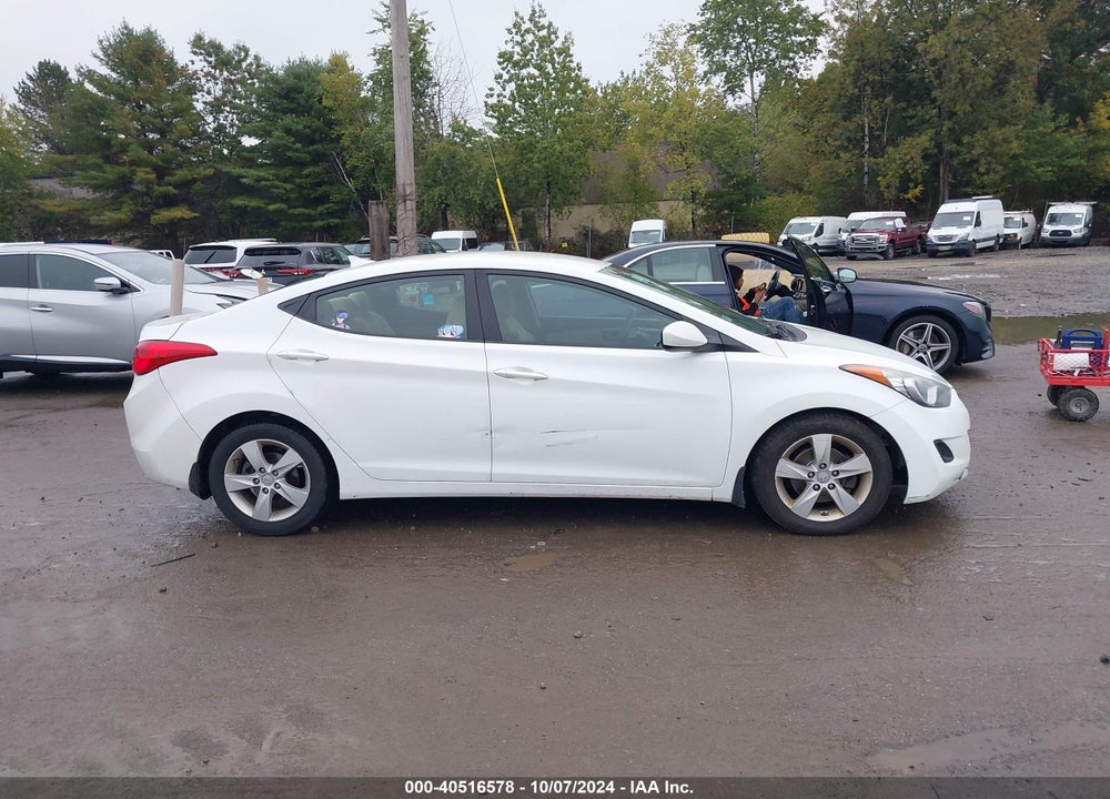 2013 HYUNDAI ELANTRA GLS VIN: 5NPDH4AE9DH405343
