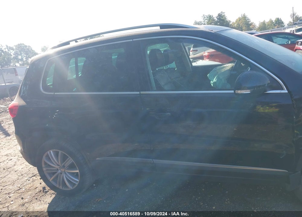 2015 VOLKSWAGEN TIGUAN SE VIN: WVGAV7AX1FW523796