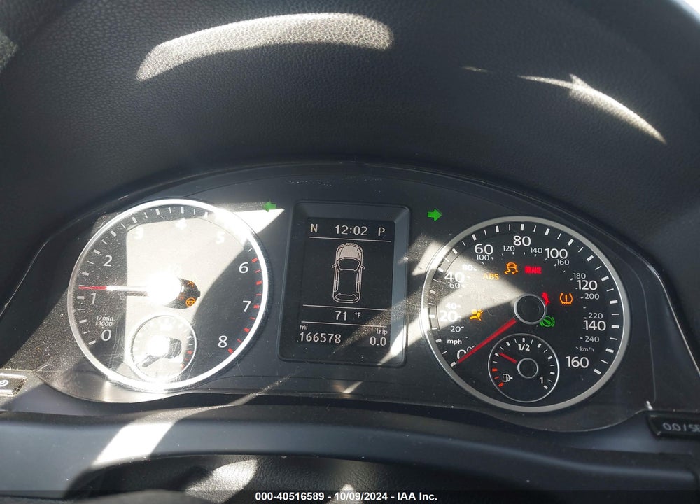 2015 VOLKSWAGEN TIGUAN SE VIN: WVGAV7AX1FW523796