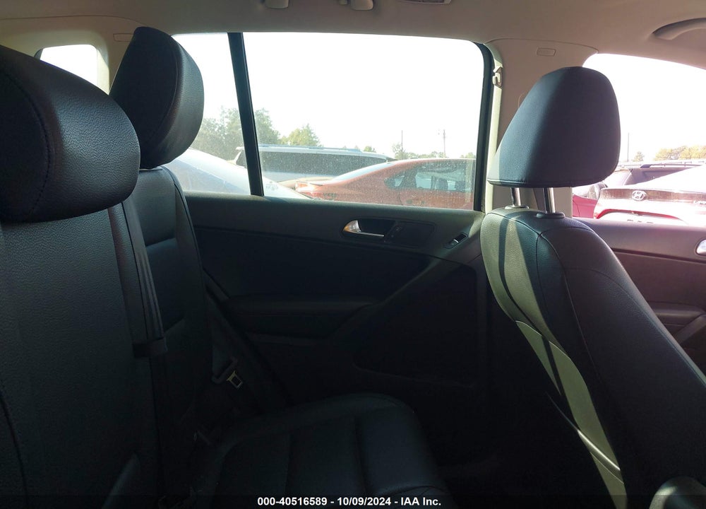 2015 VOLKSWAGEN TIGUAN SE VIN: WVGAV7AX1FW523796