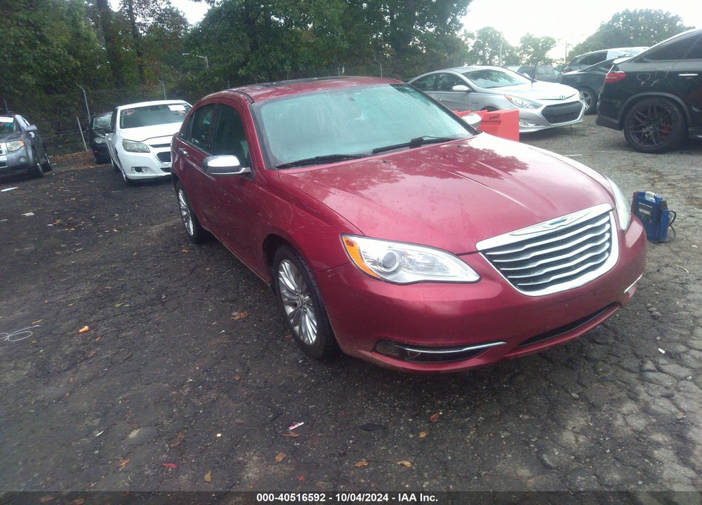 2013 CHRYSLER 200 LIMITED VIN: 1C3CCBCG4DN642565