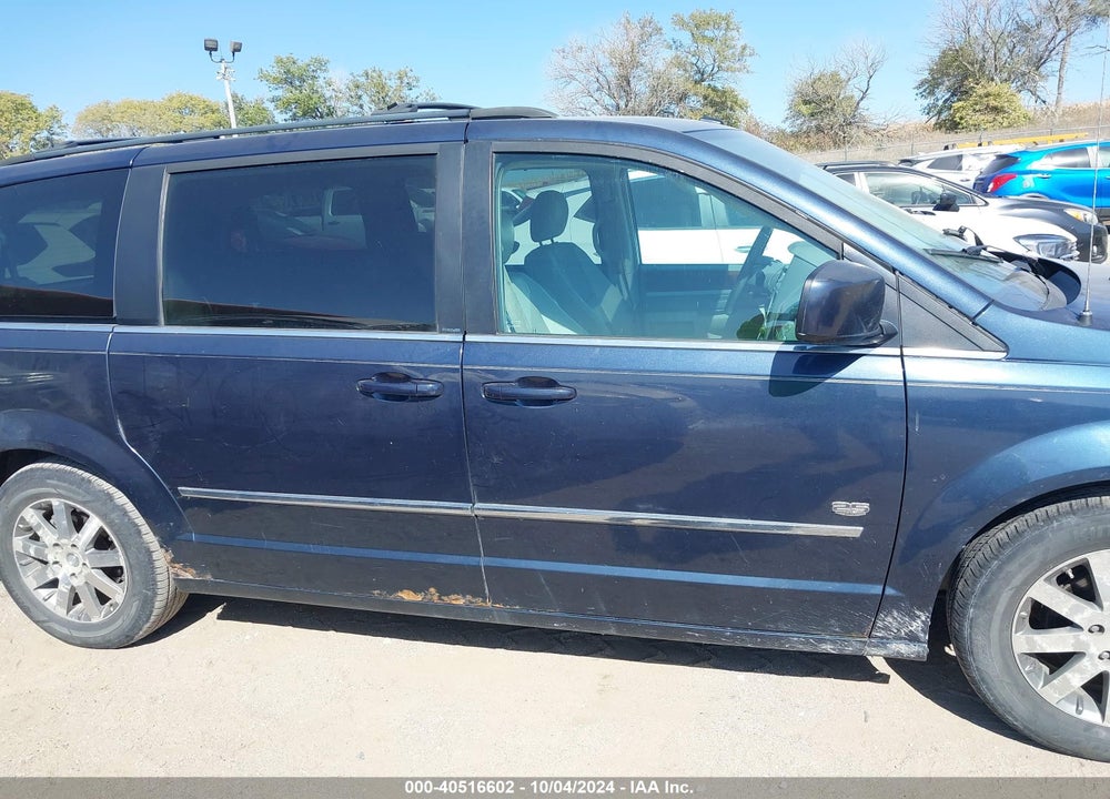 2009 CHRYSLER TOWN & COUNTRY TOURING VIN: 2A8HR54X49R675231