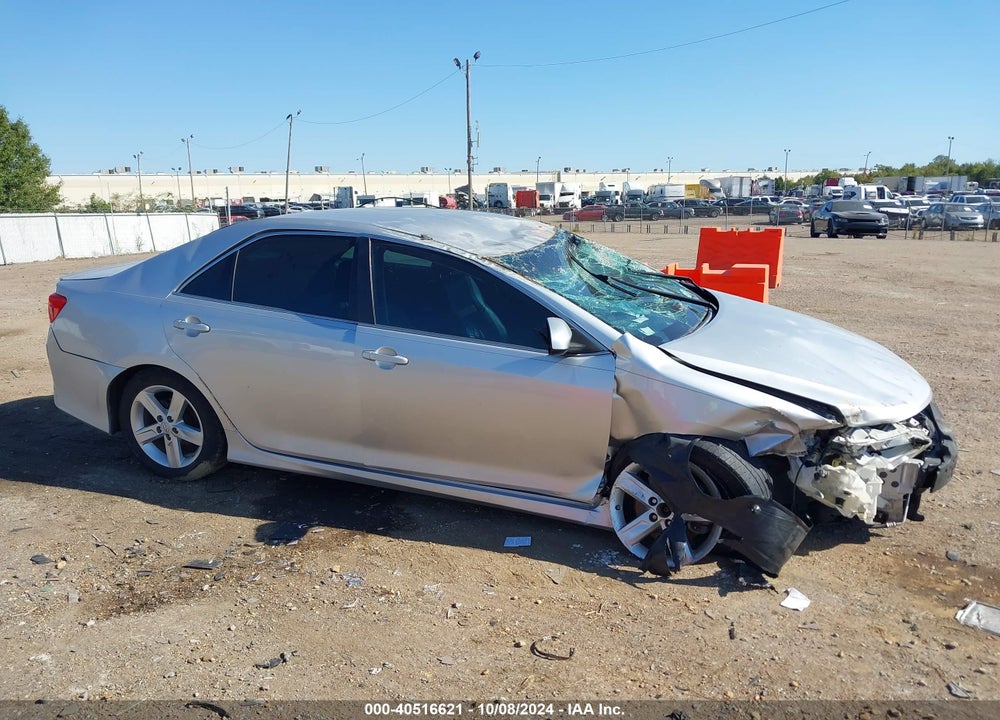 2013 TOYOTA CAMRY SE VIN: 4T1BF1FK8DU697563