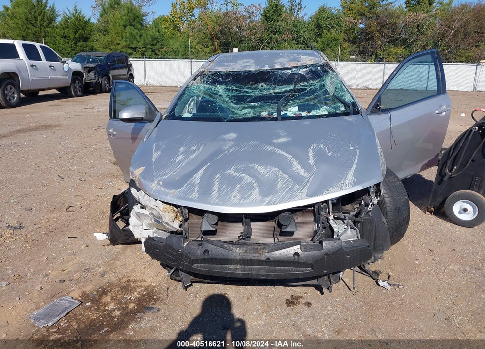 2013 TOYOTA CAMRY SE VIN: 4T1BF1FK8DU697563
