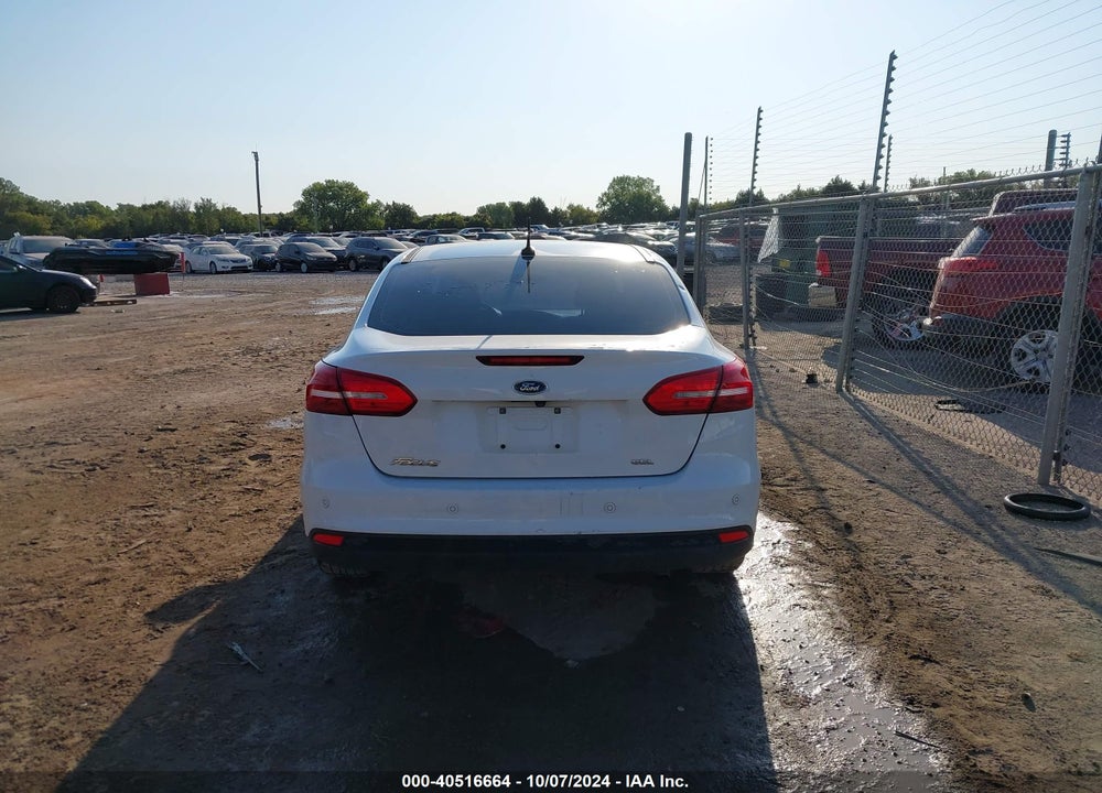 2017 FORD FOCUS VIN: 1FADP3H24HL272197