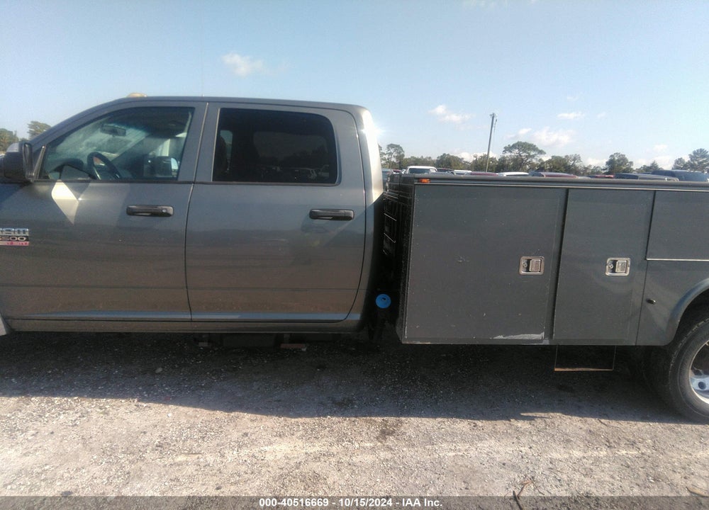 2011 RAM 5500 HD CHASSIS ST/SLT/LAIE VIN: 3D6WU7CLXBG608808