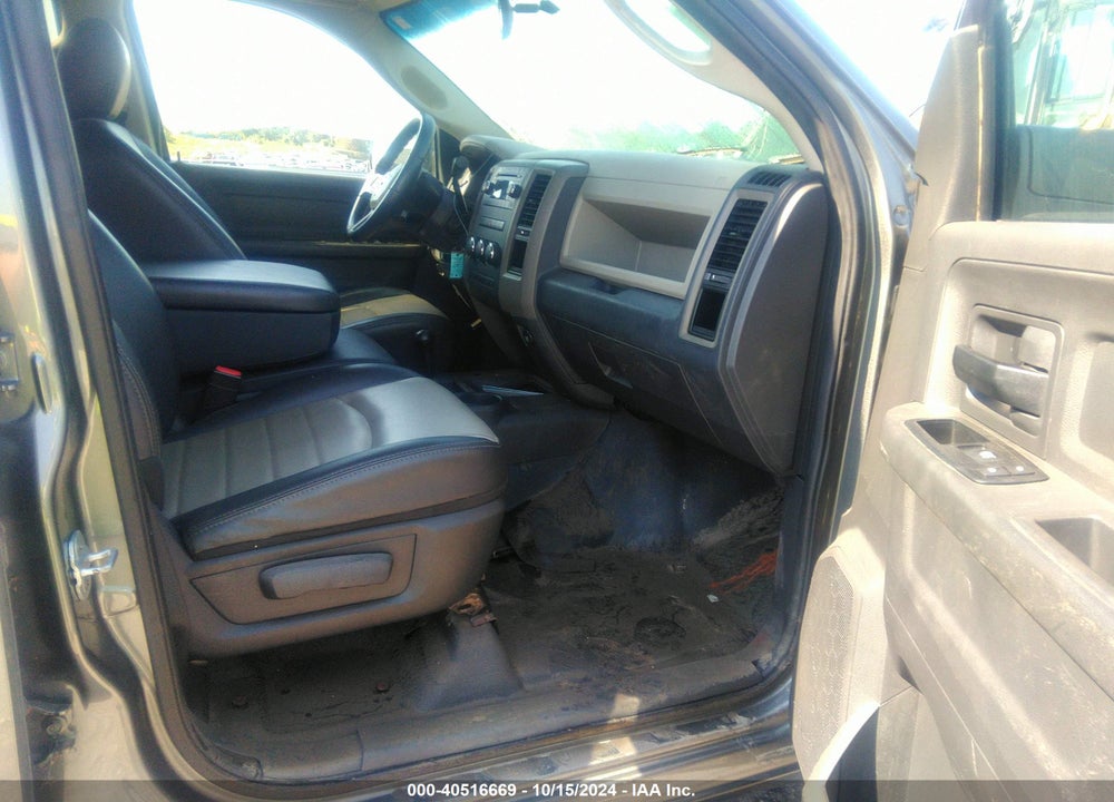 2011 RAM 5500 HD CHASSIS ST/SLT/LAIE VIN: 3D6WU7CLXBG608808