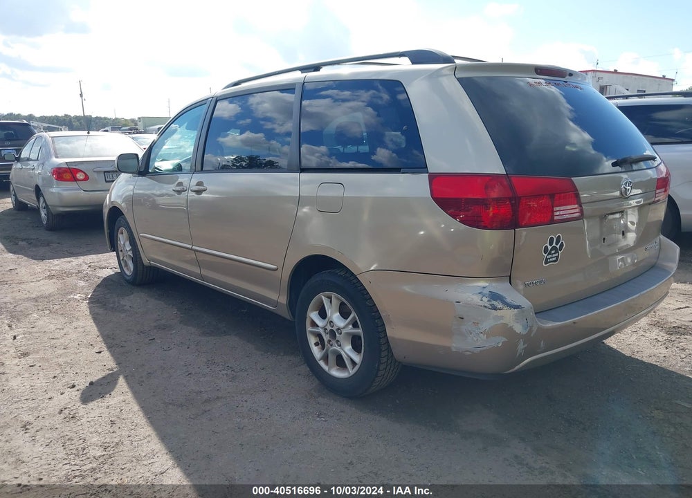 2004 TOYOTA SIENNA XLE VIN: 5TDBA22C14S018793