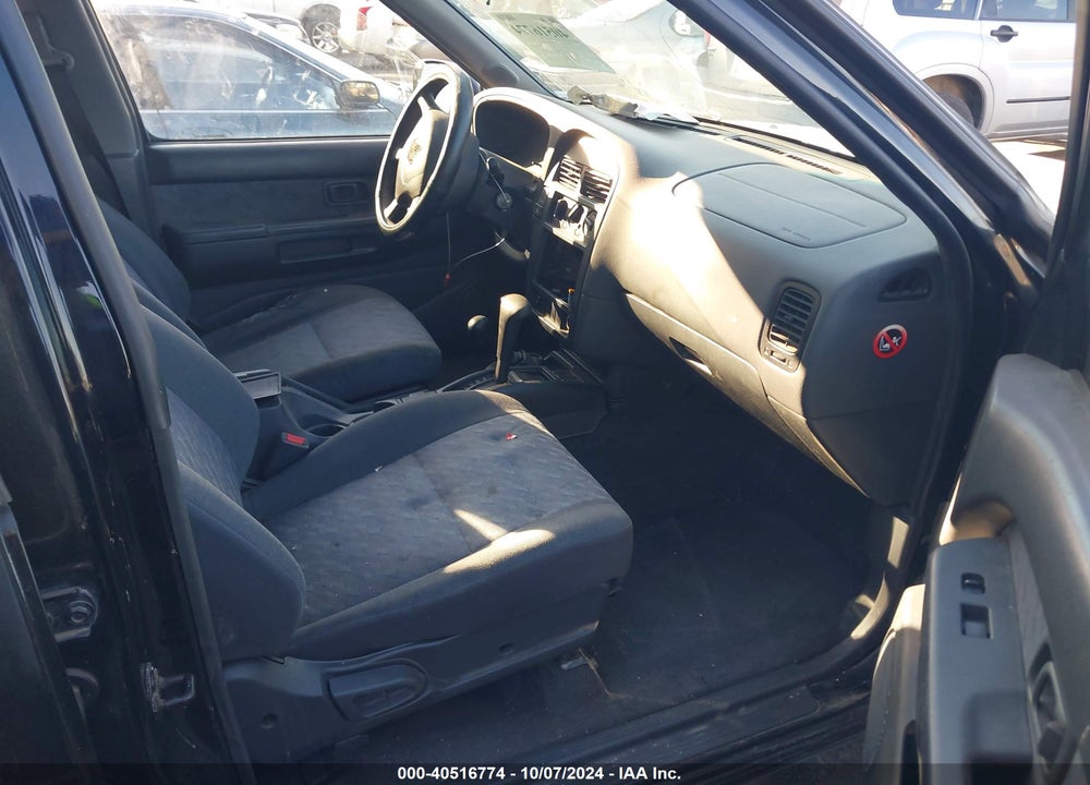 1997 NISSAN PATHFINDER LE/SE/XE VIN: JN8AR05Y0VW154600
