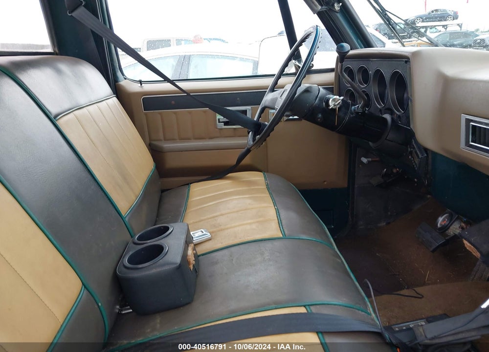 1985 CHEVROLET K10 VIN: 2GCEK14H9F1164060
